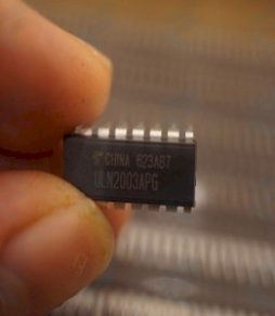 IC đệm dòng ULN2003